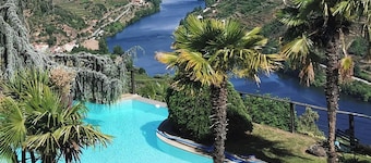 Casa Privada com Vista Única Sobre o Douro