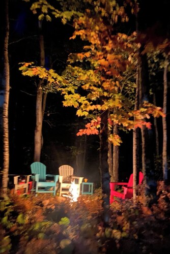 Porcupine Bluff | Modern Home, Lake Views