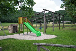 Children's play area - outdoor