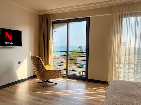 Sábanas de algodón egipcio y ropa de cama de alta calidad . Oji Hotel