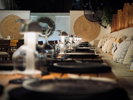 Restaurante. Oji Hotel