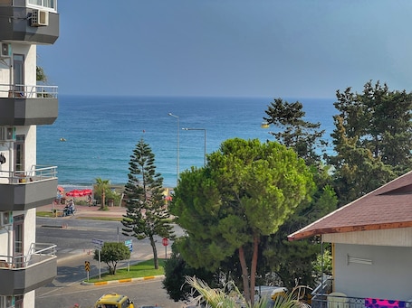 Vista desde la habitación. Oji Hotel