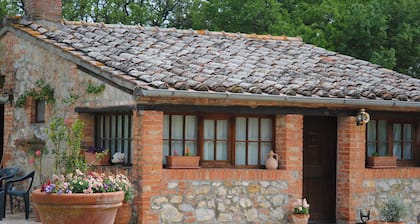 Romantic Cottage furnished in country style in the hills of Tuscany.