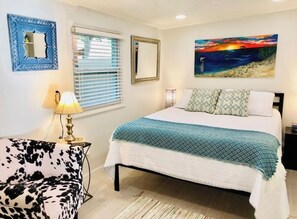 2 bedrooms, iron/ironing board, travel cot, free WiFi
