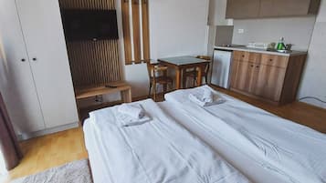 1 chambre, fer et planche Ă  repasser, Wi-Fi, draps fournis