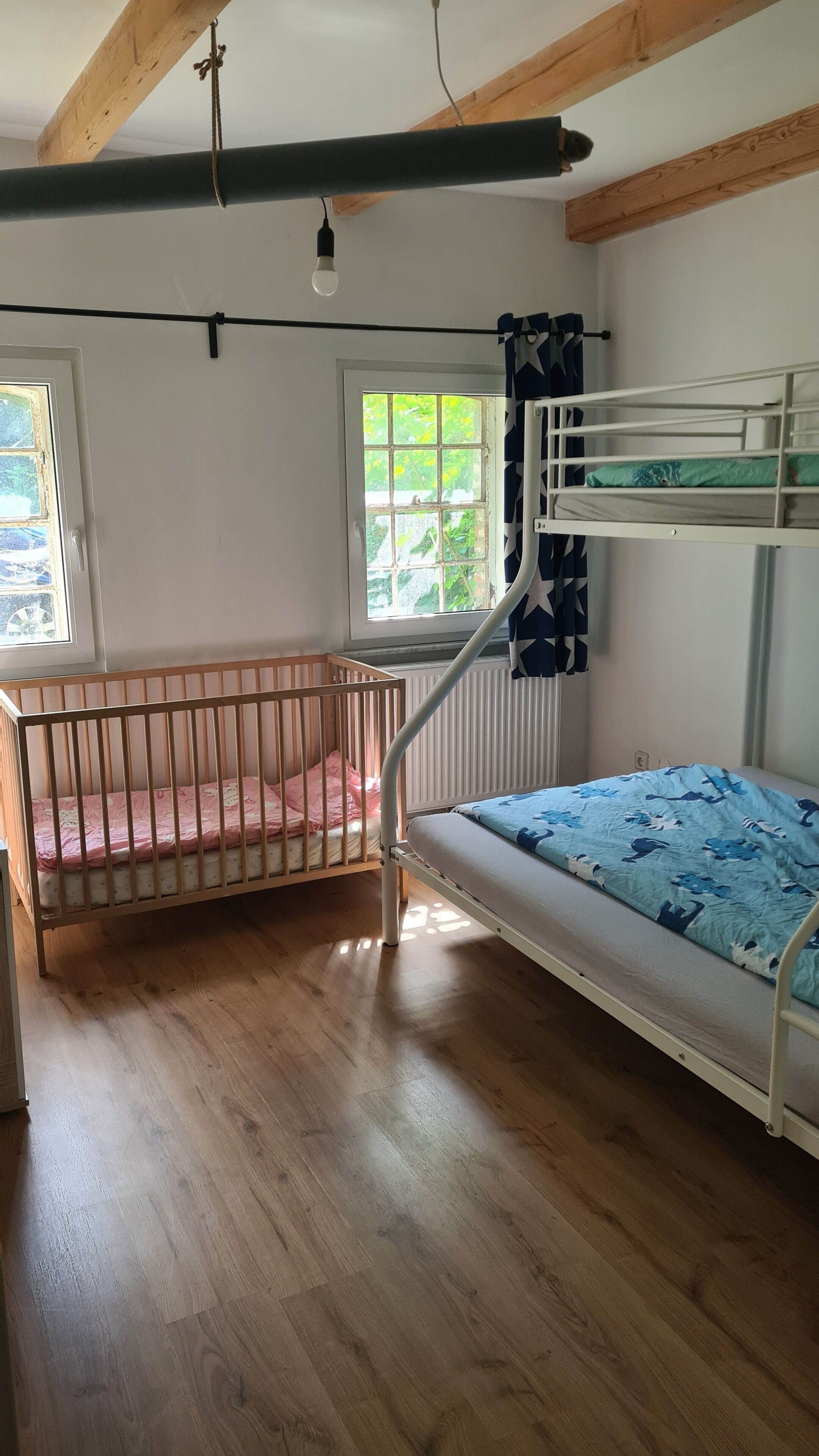 2 Schlafzimmer, Bügeleisen/Bügelbrett, Reisekinderbett, kostenloses WLAN