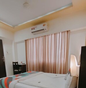 Superior Room | 1 bedroom, free WiFi - Hotel Aqua Galaxy  (Mumbai)