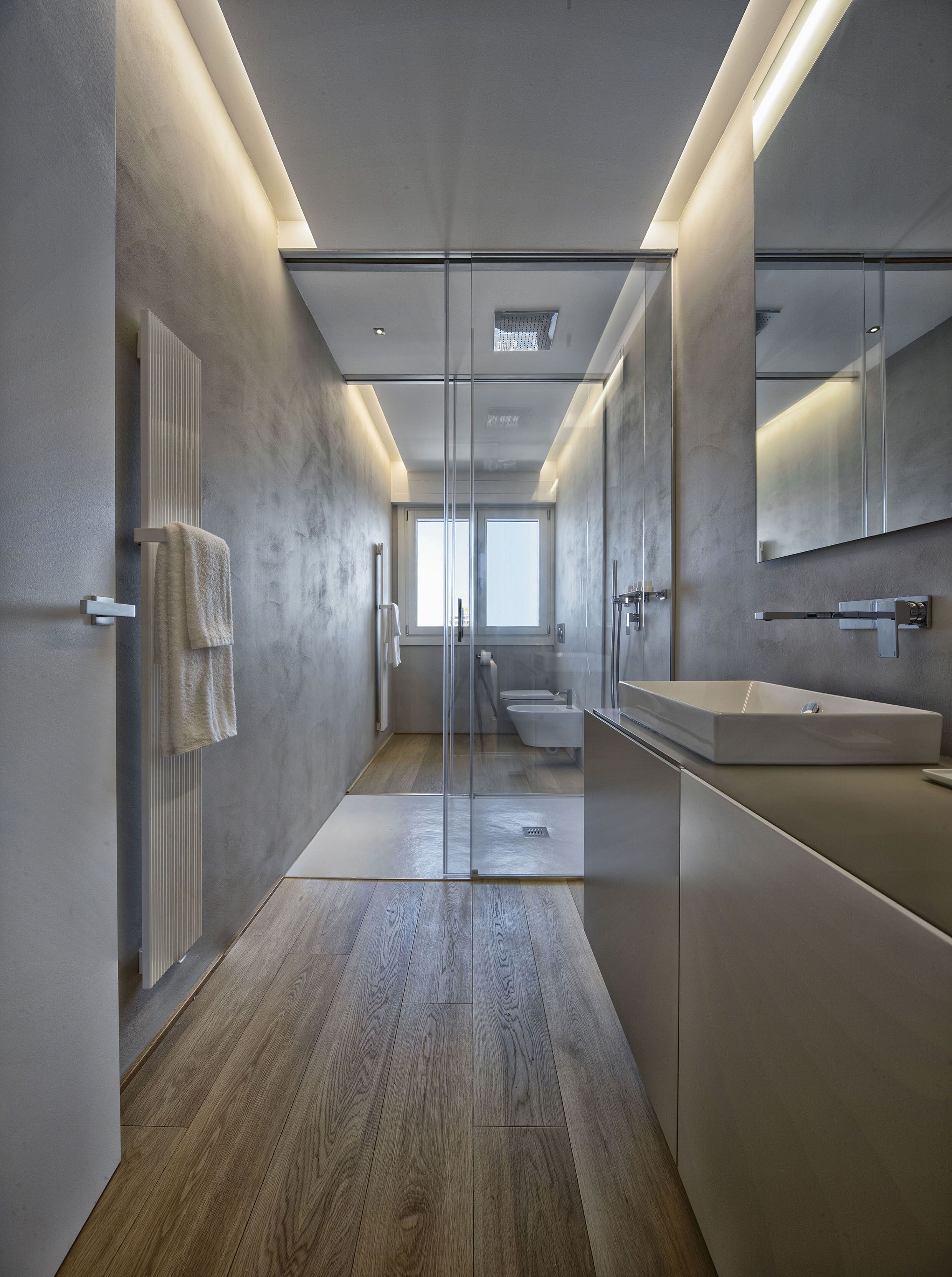 Panoramic Condo | Bathroom | Shower, rainfall showerhead, hair dryer, bidet