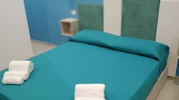 Comfort-Doppelzimmer, 1 Queen-Bett | Schreibtisch, schallisolierte Zimmer, kostenloses WLAN