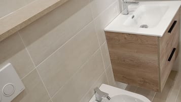 Articles de toilette gratuits, sĂšche-cheveux