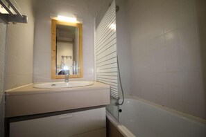 Badekar og hårføner