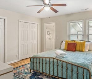 3 habitaciones, tabla de planchar con plancha y wifi gratis 