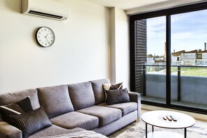 Älytelevisio, kirjoja