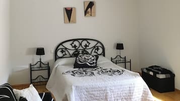 5 dormitorios, escritorio, tabla de planchar con plancha y wifi gratis