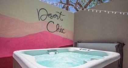 Desert ChiC-East Downtown Casita+HoTub+No Pet Fee!