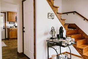 Interior - Come Visit “Mint To Be”
(Somerset)