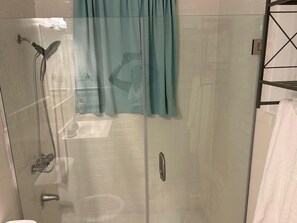 Towels, soap, toilet paper - White River Ocho Rios (St Ann)