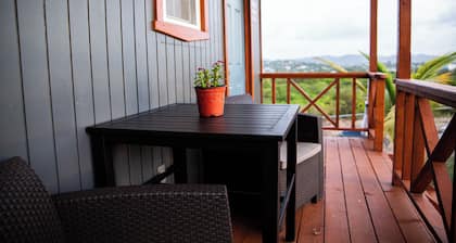 New Cottage with beautiful views and quiet surroundings