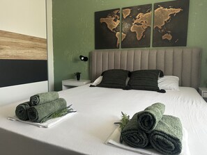 3 Schlafzimmer, Bügeleisen/Bügelbrett, WLAN, Bettwäsche