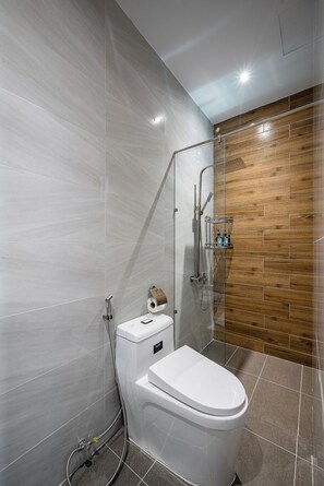 Bathroom - Cozrum Homes - Cozytel Residence (Ho Chi Minh City)