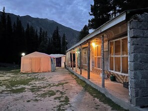 Exterior - Rama Lake View Hotle And Restaurant (Astore)