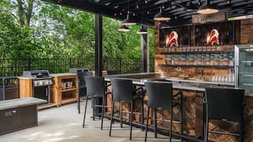 Bar (en la propiedad)