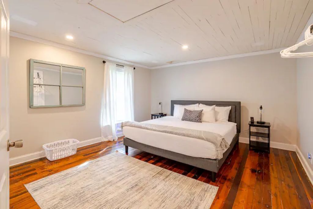 4 chambres, fer et planche à repasser, Wi-Fi gratuit, draps fournis