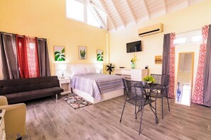 Loft clásico | 1 habitación, wifi gratis y ropa de cama 