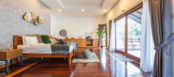 30Pax 5BR Luxurious 57ft Pool KL