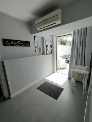 Economy Apartment | Hypo-allergenic bedding, down comforters, pillowtop beds, desk - Villa Marisa Resort (Castellammare di Stabia)