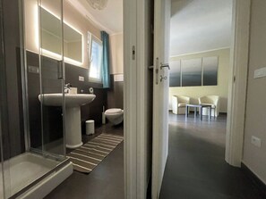 單棟房屋 | 浴室 | 淋浴設備、雨淋花灑、免費梳洗用品、風筒