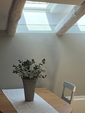 Dining - TRIBUNALI SUITE DE CHARME ELEGANCE AND STYLE IN THE HEART OF BOLOGNA (Bologna)