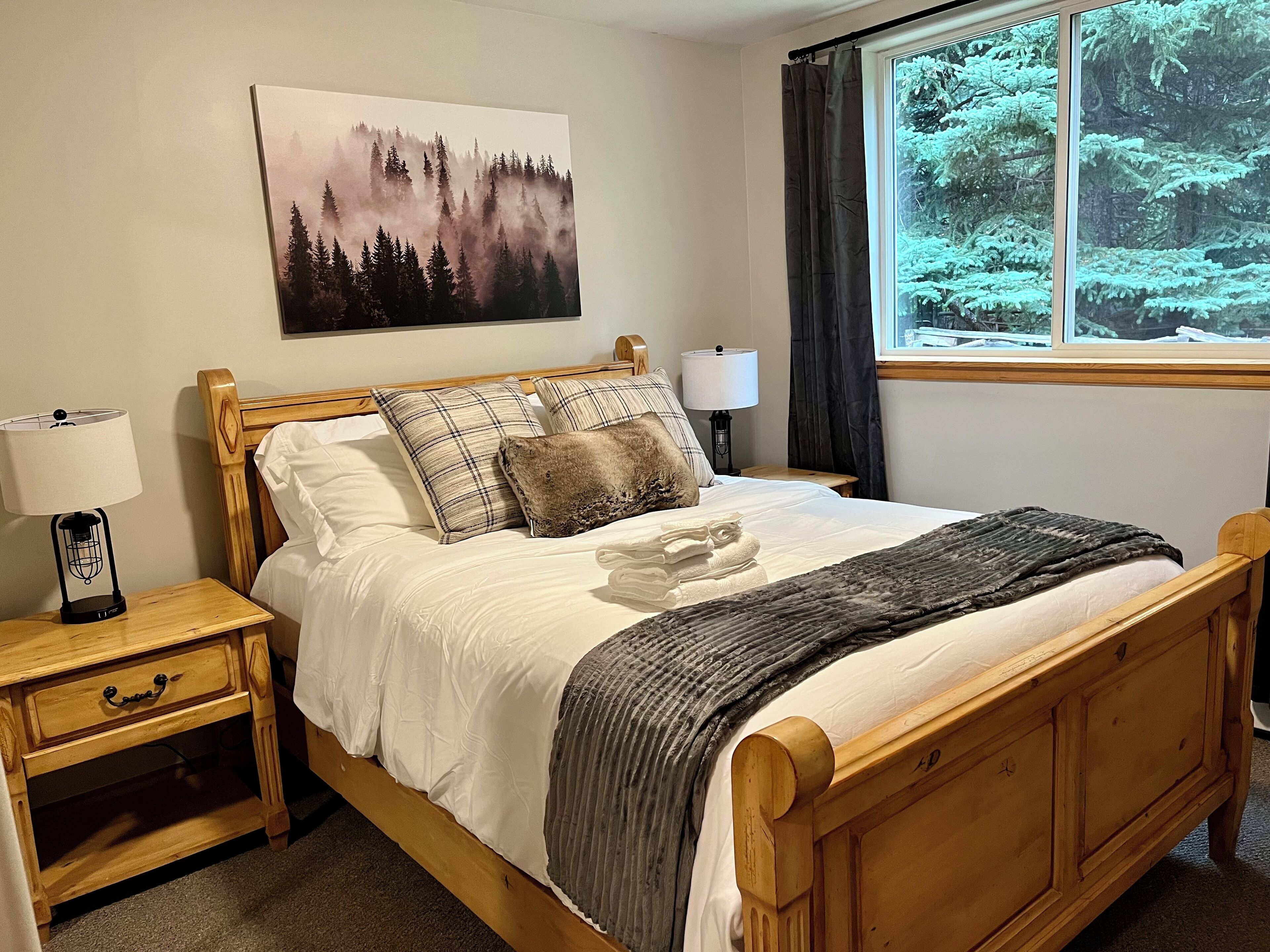 3 bedrooms, desk, travel crib, free WiFi