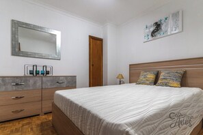 2 chambres, fer et planche Ă repasser, Wi-Fi gratuit, draps fournis