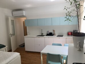 1 bedroom, iron/ironing board, WiFi, bed sheets - The Pasaret apartment is located in the green area of ​​Buda, in a quiet area. (Budapest)