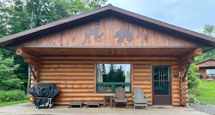 Lakefront Cabin #5 - 4 Season - Sleeps 7