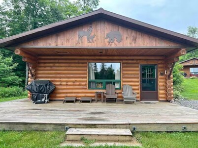 Lakefront Cabin #5 - 4 Season - Sleeps 7