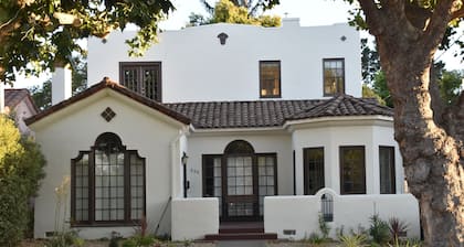 4 bed 3 bath house in wine area near SF. Walk to town. Dog friendly PLV120240032