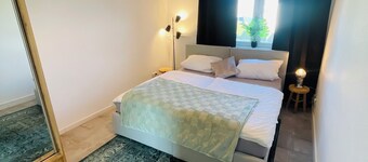 Carthusian capsule B