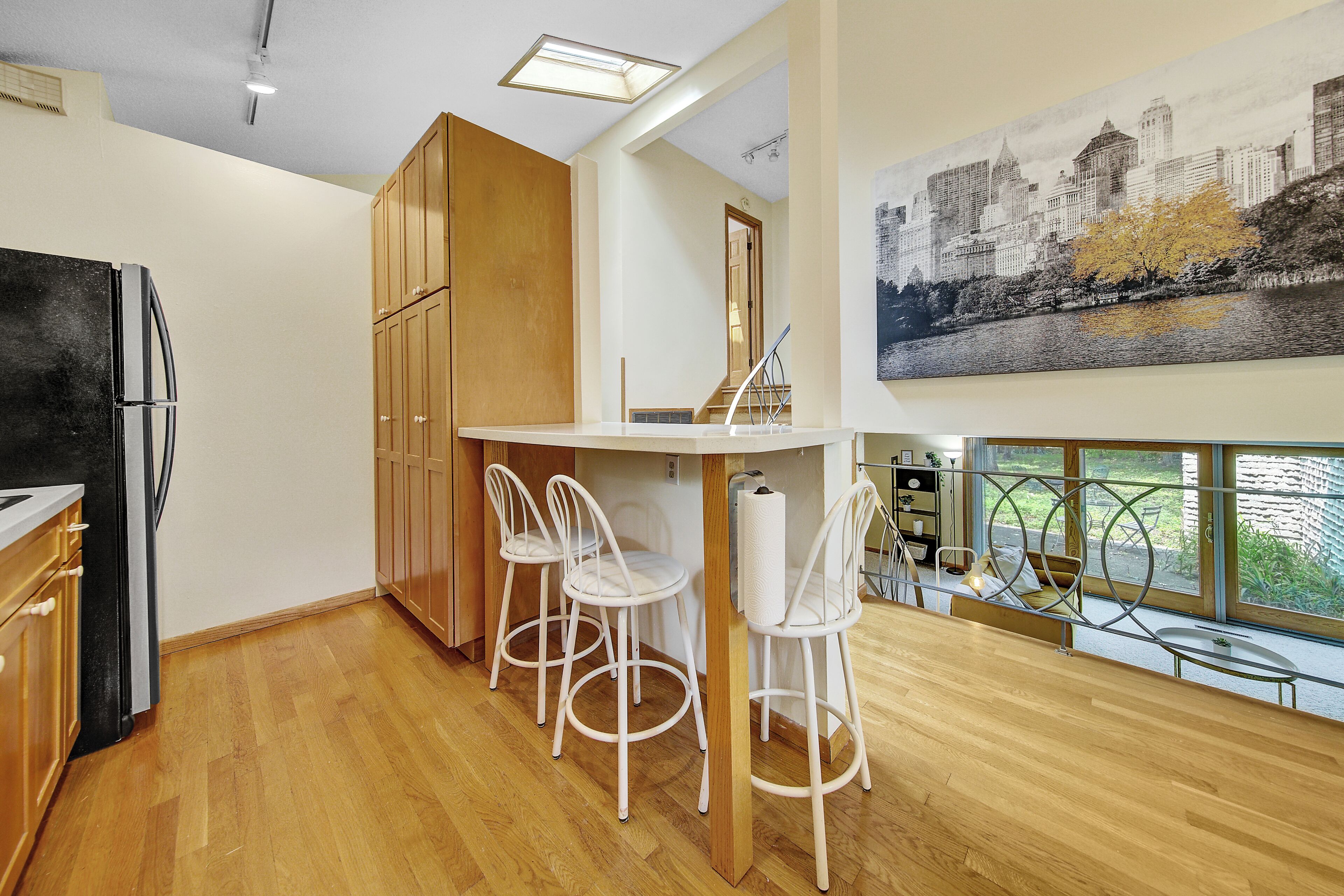 冰箱、微波炉、烤箱、炉灶