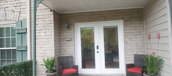 Cozy Condo near Buckhead and Mercedes Benz Stadium w/ Free Parking