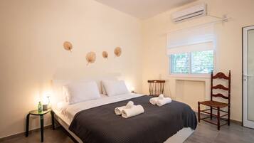 3 bedrooms, iron/ironing board, free WiFi