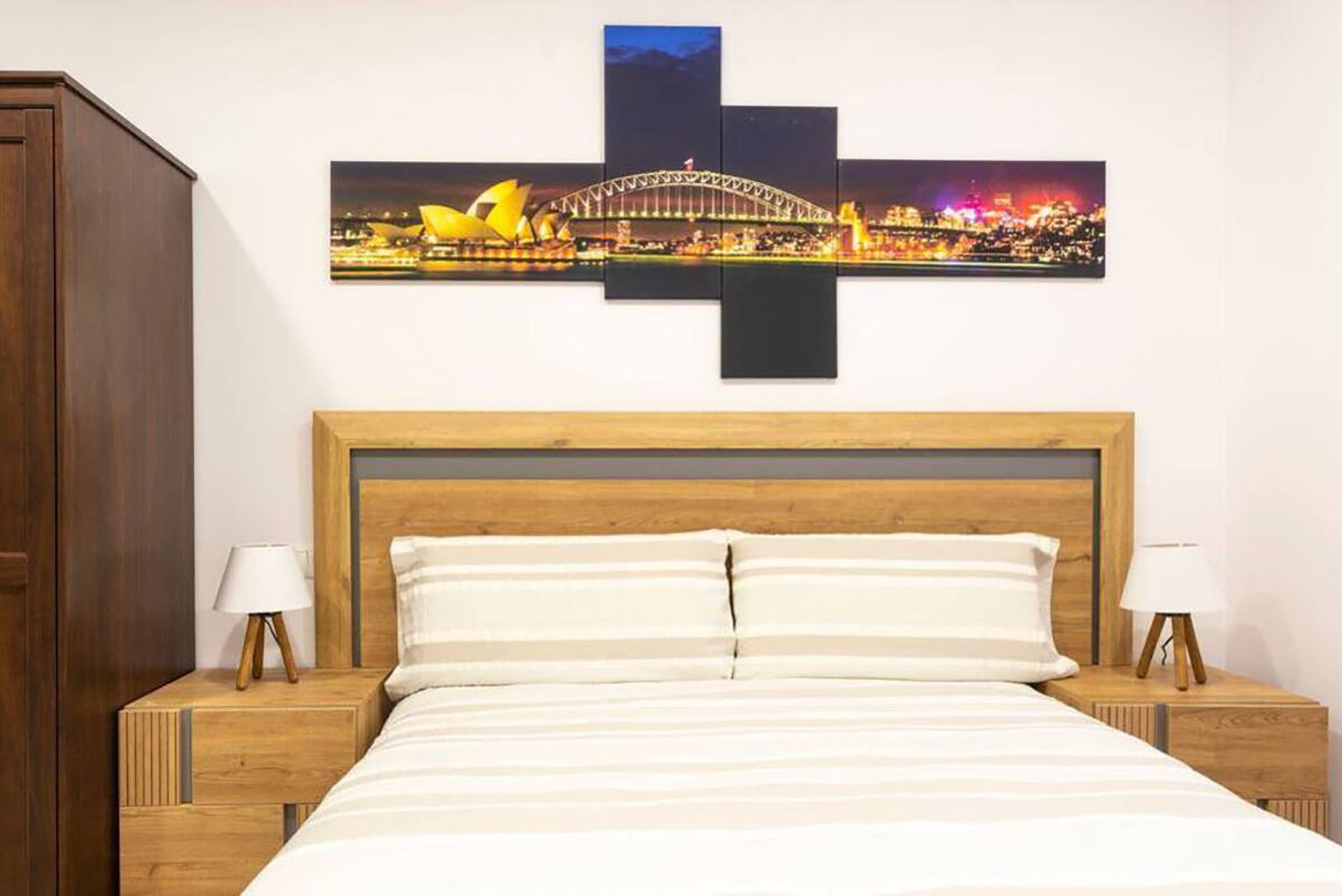 3 Schlafzimmer, Schreibtisch, Bügeleisen/Bügelbrett, WLAN