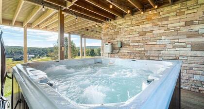 Great VIEWS! 10 mins to WISP, boat dock, hot tub, dog friendly, golf course.