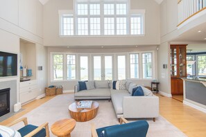 Smart TV, books - Waterfront Home w/ Stunning Views, Deepwater Dock, Pool, HotTub, Kayaks & More (Cambridge)