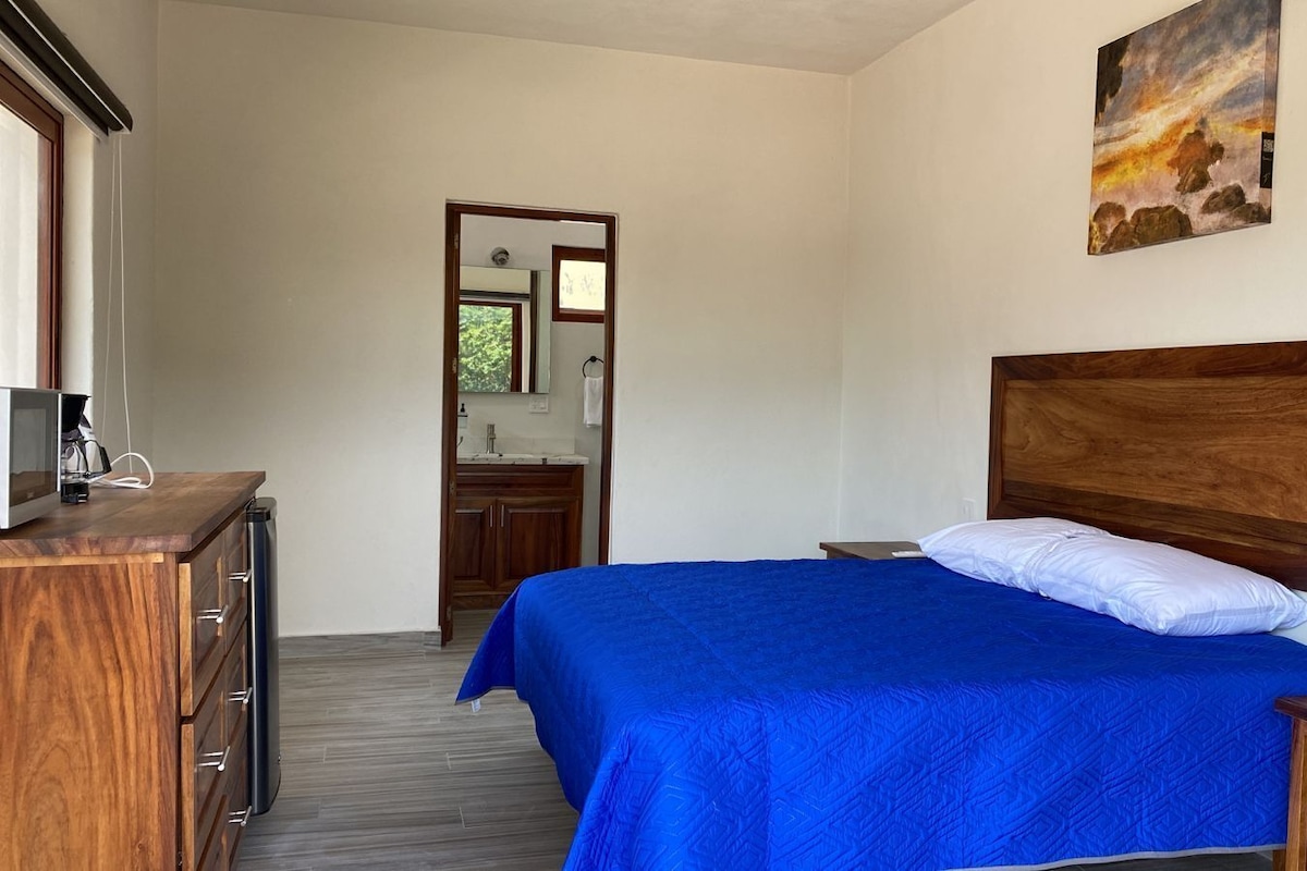 Comfort Bungalow | Iron/ironing board, free WiFi