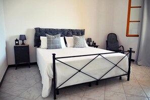 2 chambres, Wi-Fi gratuit, draps fournis