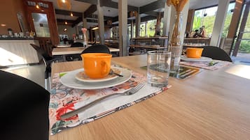 Desayuno a la carta gratuito y diario