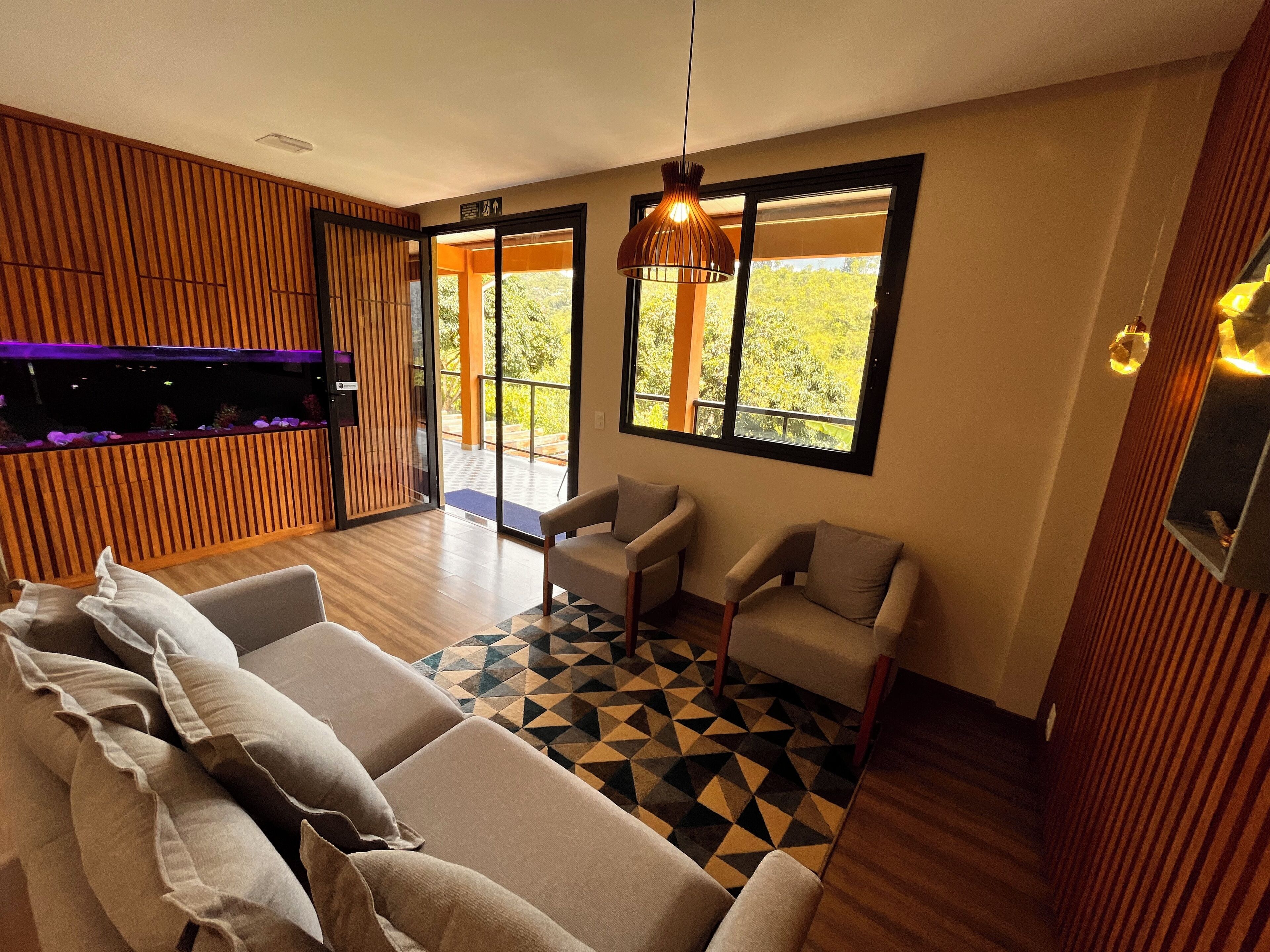 Smart TV de 32 pulgadas con canales digitales 