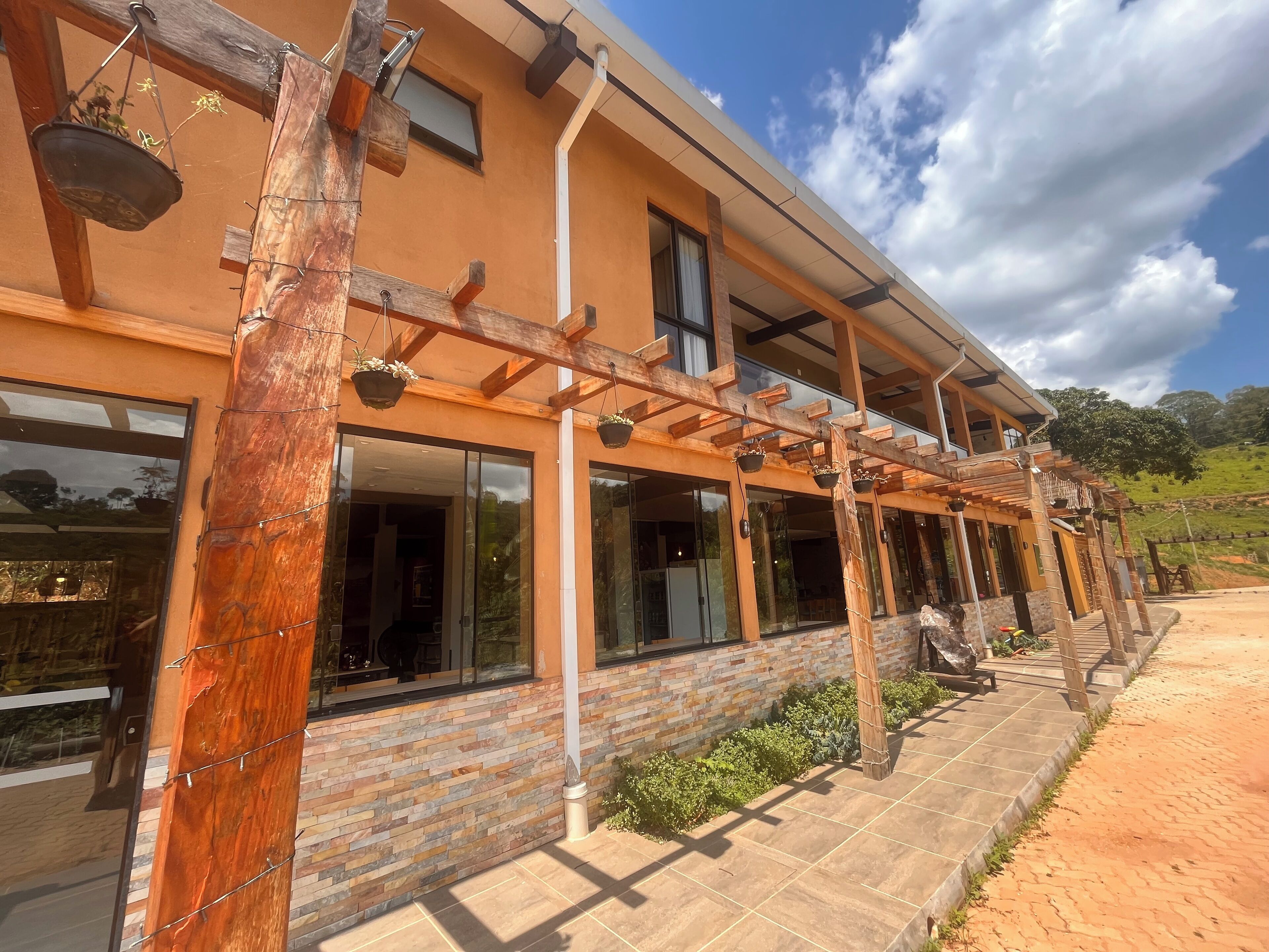 Fachada da propriedade